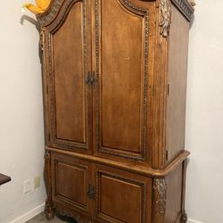 Dresser/ Armoire 