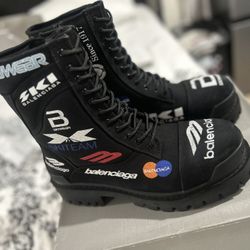 Balenciaga Brand New Size 10men. 8.5women   599$