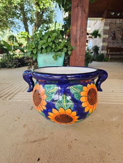 Talavera Large Orejones Clay Pots, Planters,Plants, Pottery $75 cada uno.