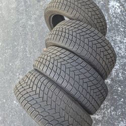 235/45R17 MICHELIN SNOW ❄️ TIRES 