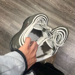 Cargo Khakis Air Maxs