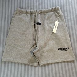 essential Shorts 