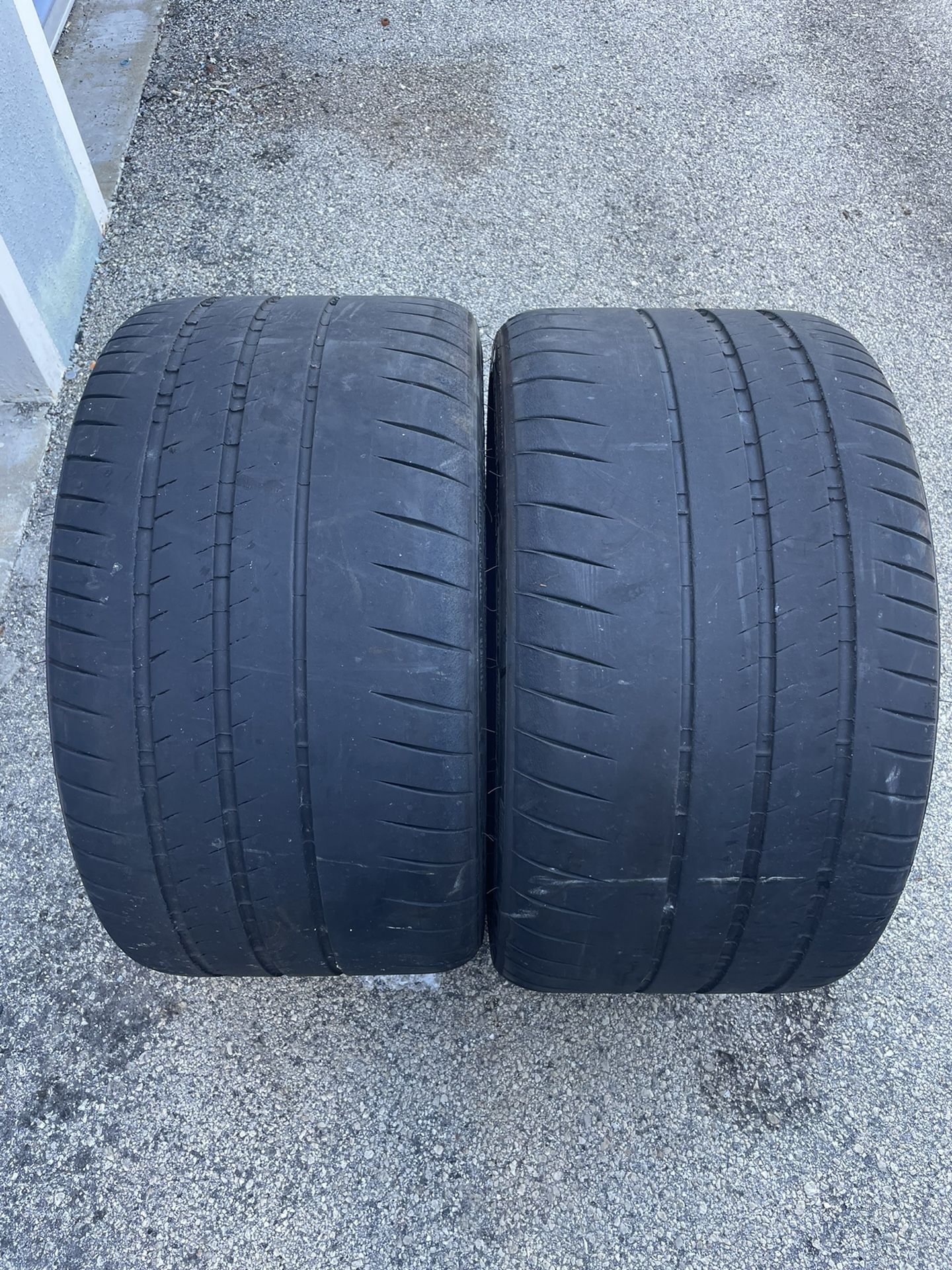 305-30-20 USED (michelin)