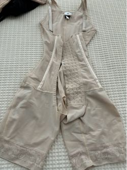 Size small Faja Colombiana new