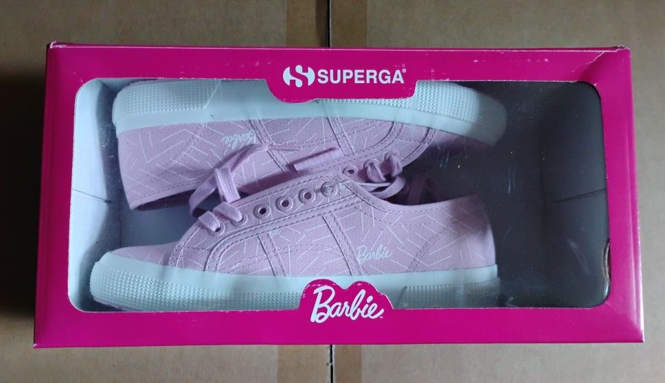 Barbie x Superga