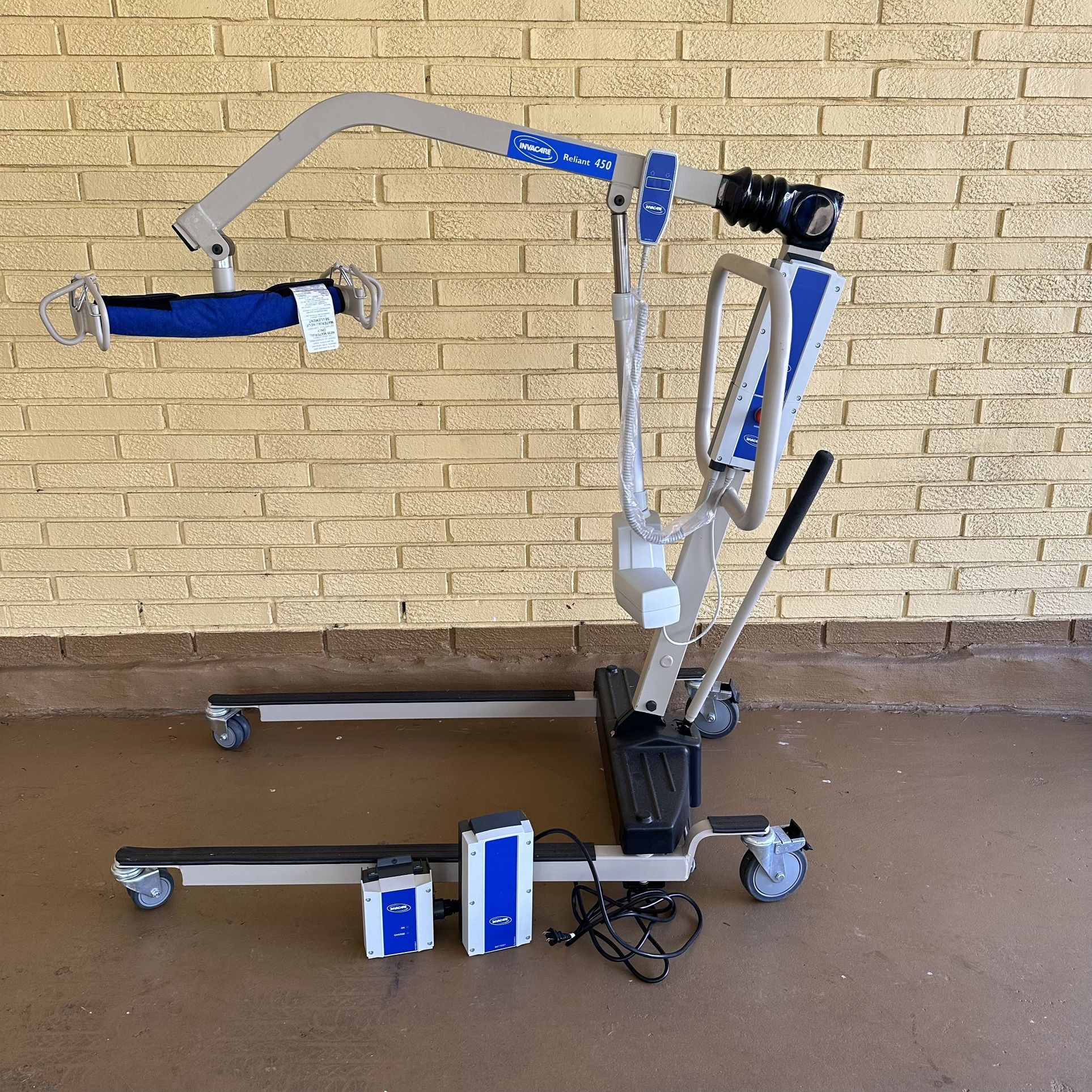 invacare reliant 450 hoyer lift electric