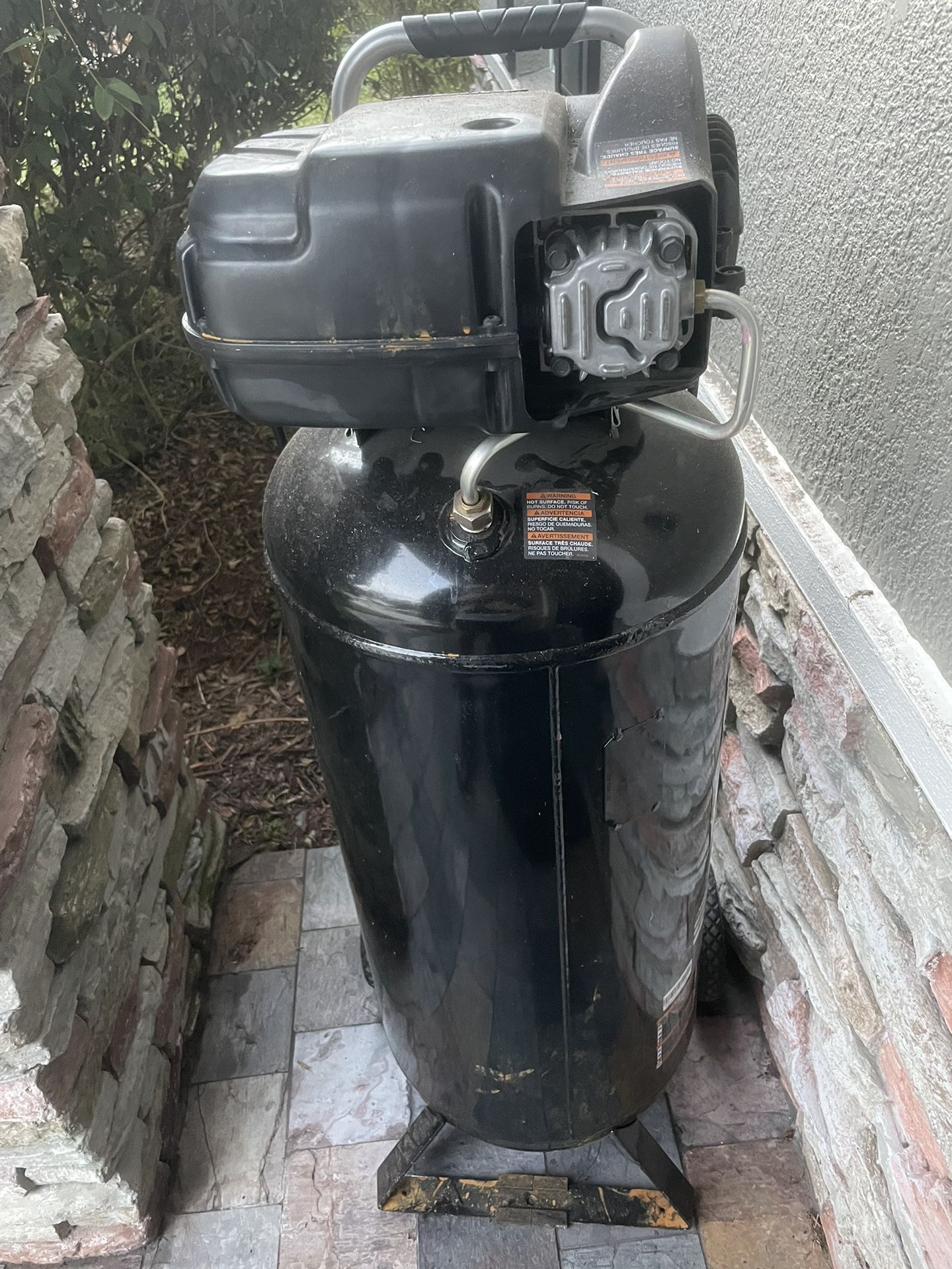 Air Compressor 20 Gal Husky for Sale in Orlando, FL OfferUp