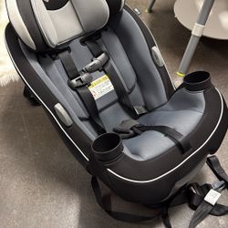 Safety 1st Grow and Go All-in-One Slim Convertible Car Seat