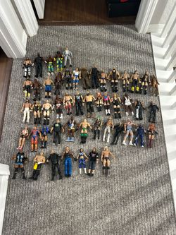 WWE lot 60 figures or so.