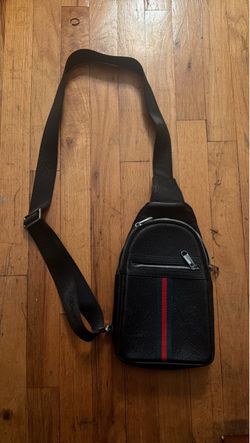 Gucci Black GG Sling Crossbody Bag
