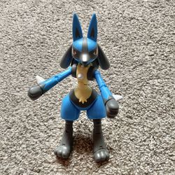 Original Jazwares Nintendo Lucario Pokémon Select Articulated Figure