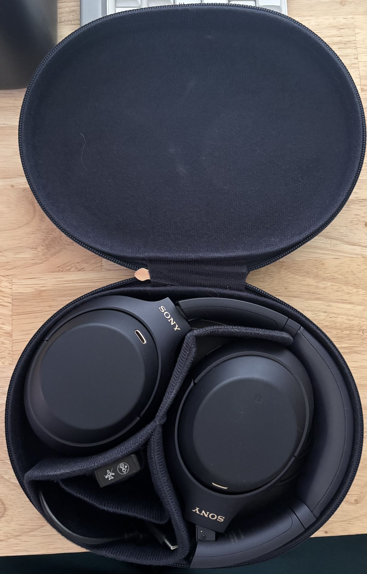 Sony WH-1000XM4