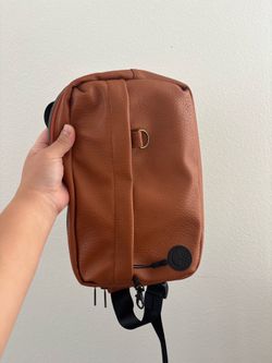 Tushbaby Diaper Crossbody Fanny Pack bag