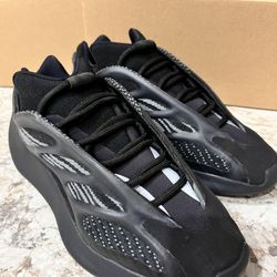 Yezzy 700 Dark Glo 7m 