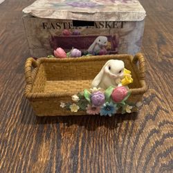 Vintage Resin Bunny Basket