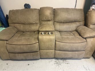 Sofas - recliners