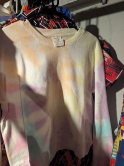 Medium tie dye sweatshirt