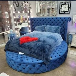 Round Shaped Queen Size Velvet Bed Frame With Storage 