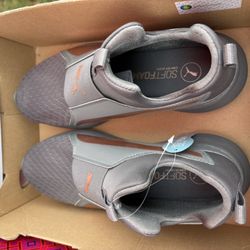 Puma Rebel Brand New Size 8 Woman’s! 
