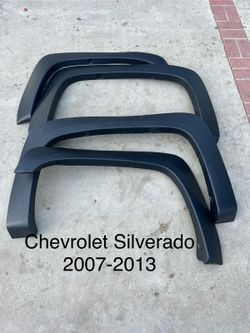 Fender flares for a Chevy Silverado 2007,,,2013