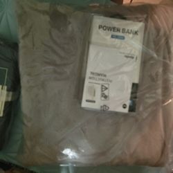 Power Bank TV blanket