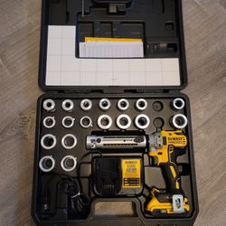 Dewalt Cable Stripper, Damnear NEW
