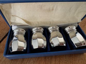 Empire Pewter salt and pepper shakers