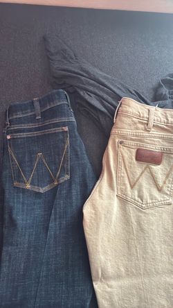 Wrangler retro slim straight jeans 2 pairs