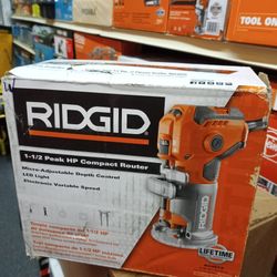 RIDGID 1 - 1/2 PEAK HP COMPACT ROUTER