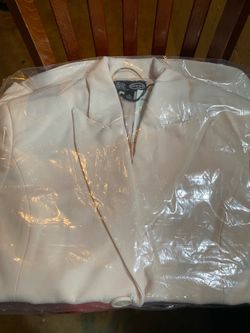 Single Breasted Fitted Blazer for Women | Devil Wears Prada Scoop Collection (SANDY PEACH) Size S (4-6)