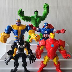 Marvel Super Hero Mashers Action Figures Lot of 5 (Hulk - Thanos - Iron man - Black Panther - Captain America) 