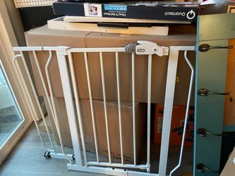 Baby gate