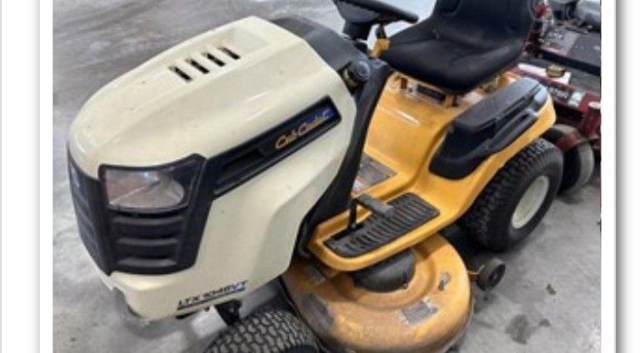 Parting Out CUB CADET LTX 1046 VT