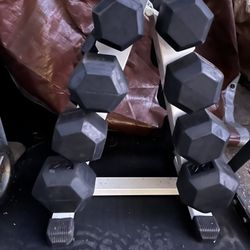 8-25lb Hex Rubber Dumbbell Set With Rack