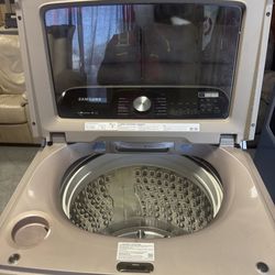 Check out this beautiful washing machine, all digital