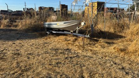 Boat And Trailer!!! First Come First Serve I Will Likely Take Any Offer Close To This