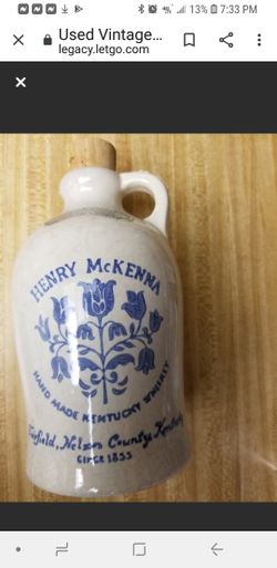 Vintage Henry McKenna Kentucky Whiskey 4/5 Quart Jug (Empty)