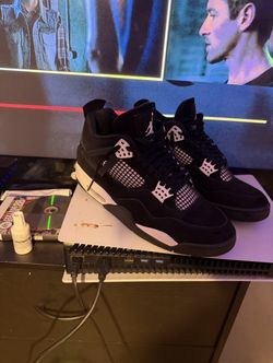 White Thunder 4s 11.5