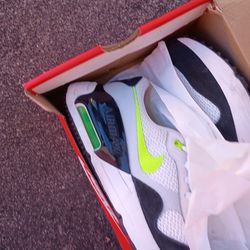 NIKE AIR MAX 200 (GS)