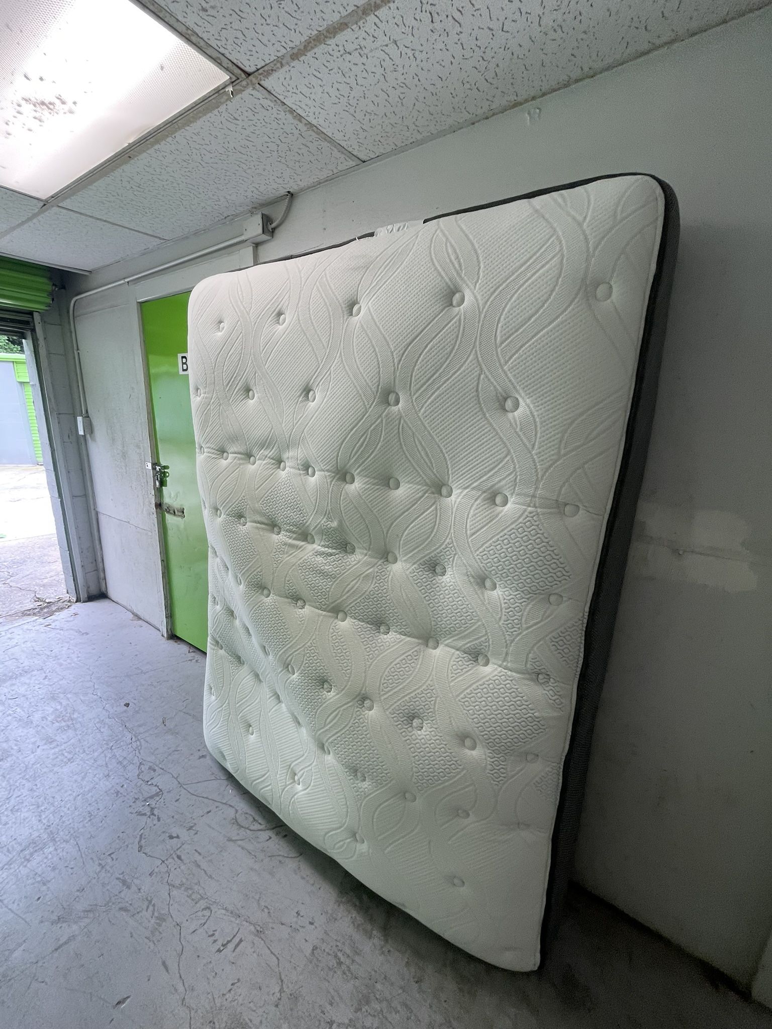 Queen Size Mattress