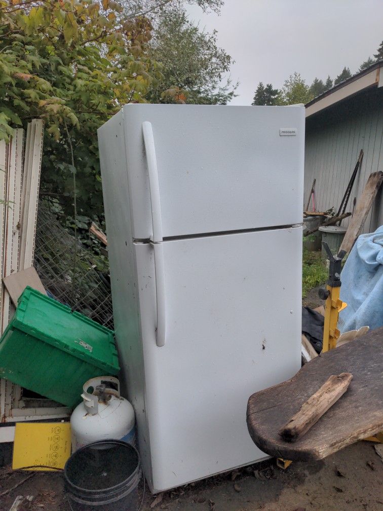 Free Frigidaire Refrigerator 