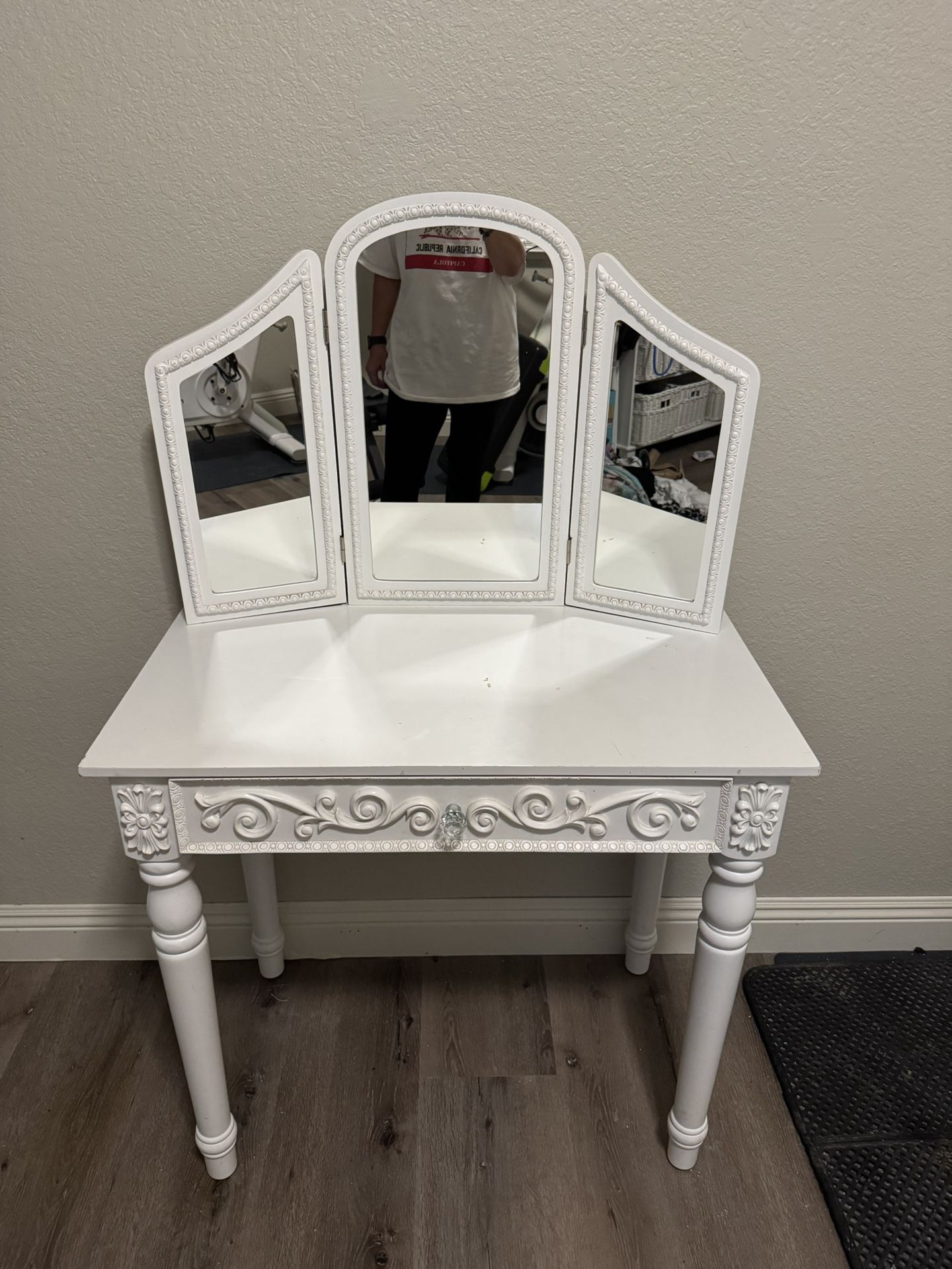 Small Vanity