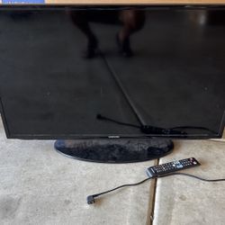 2 Samsung TVs