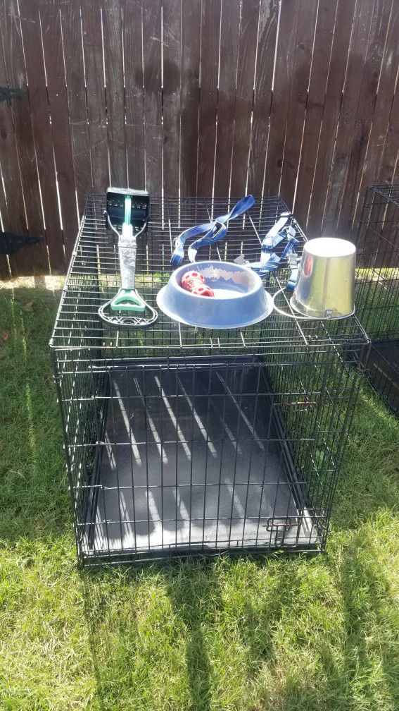 XL dog Cages(28x48) With Trainer Gate. With Extra Supplies