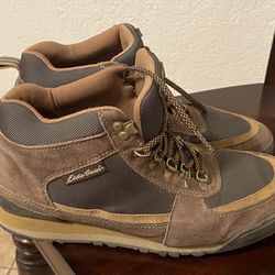 Eddie Bauer Men’s 10.5 Hiking Boots