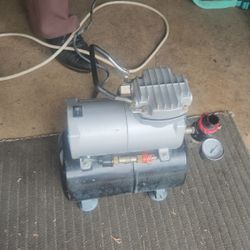 Air Brush Compressor 