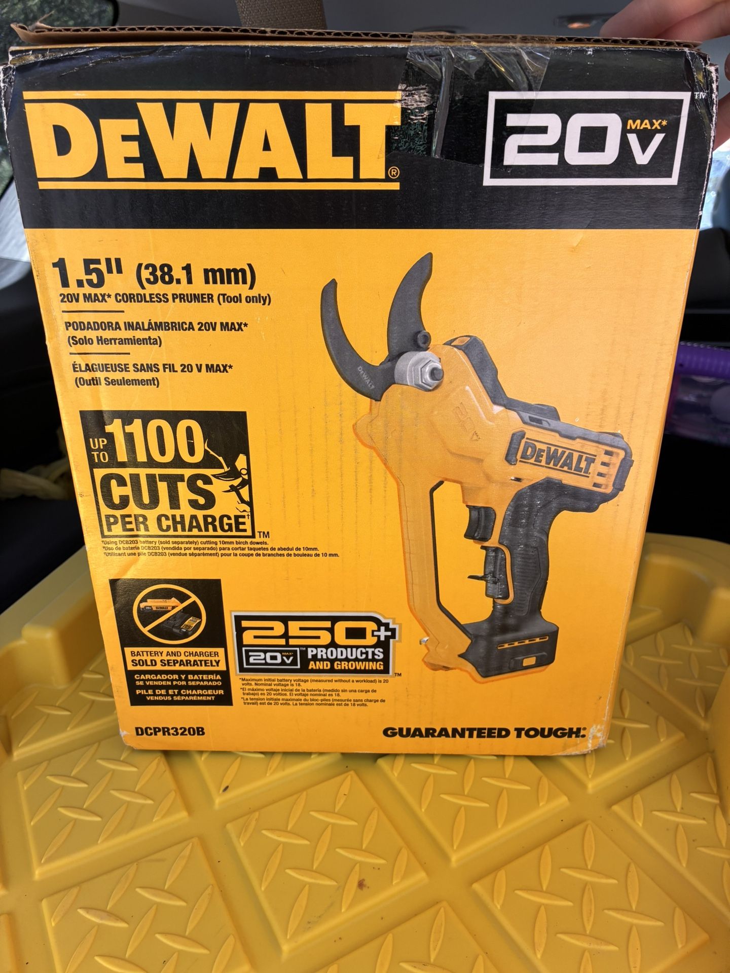 Dewalt 1.5” Cordless Pruner