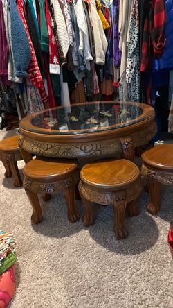 Asian coffee table with 4 matching nesting stools