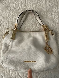 Beautiful white Michael Kors shoulder bag