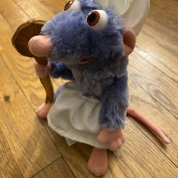 Disney Parks 9” Chef Remy Bean Plush Ratatouille With Hat Apron Spoon